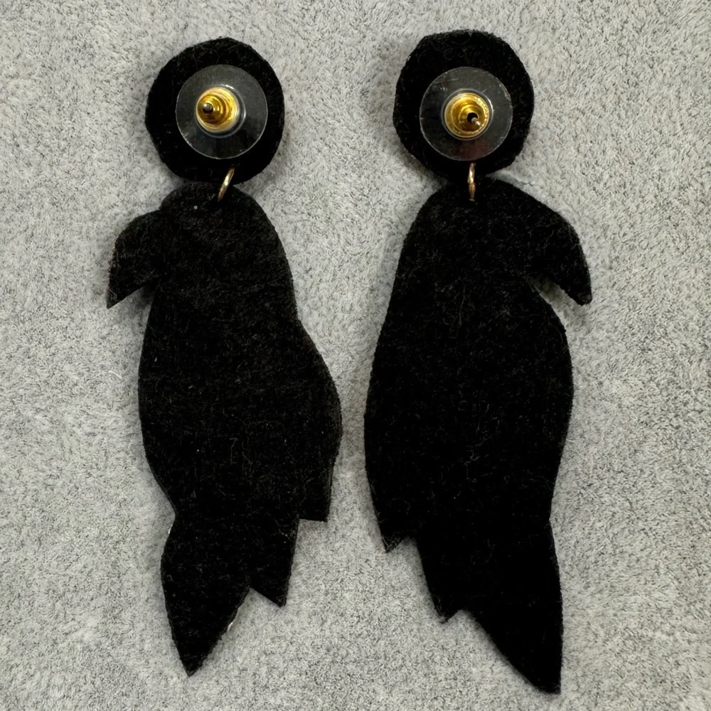 🦜Parrot bead and sequins statement earrings - Picture 2 of 4